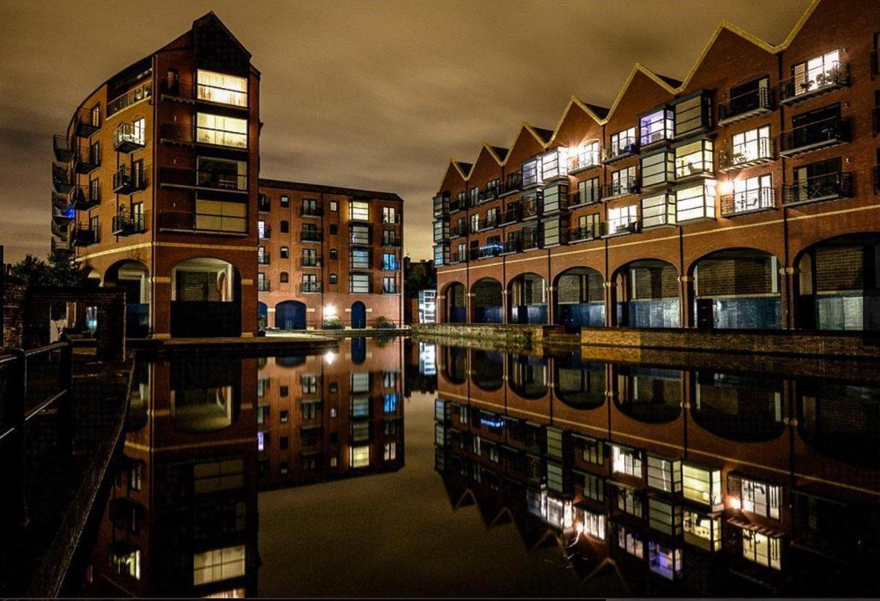 City Centre Chester Waterways Apartment Екстер'єр фото