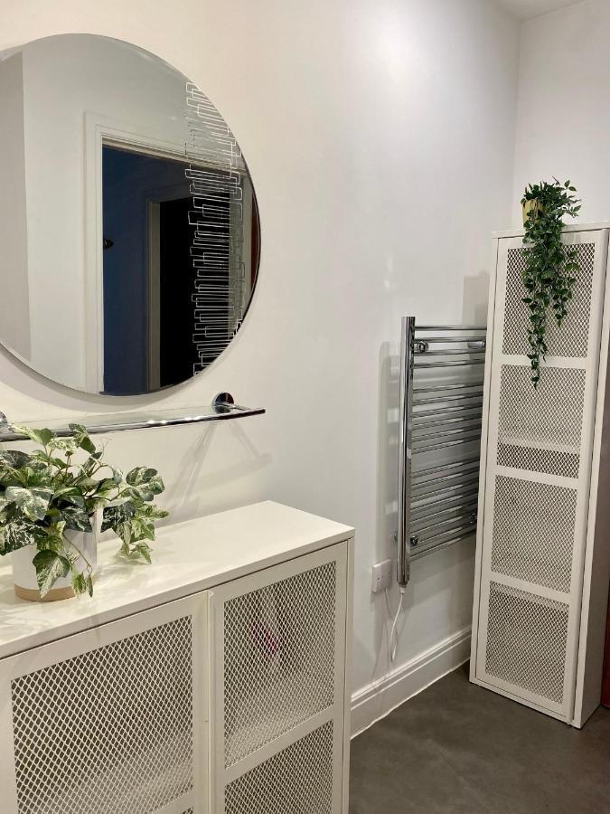 City Centre Chester Waterways Apartment Екстер'єр фото