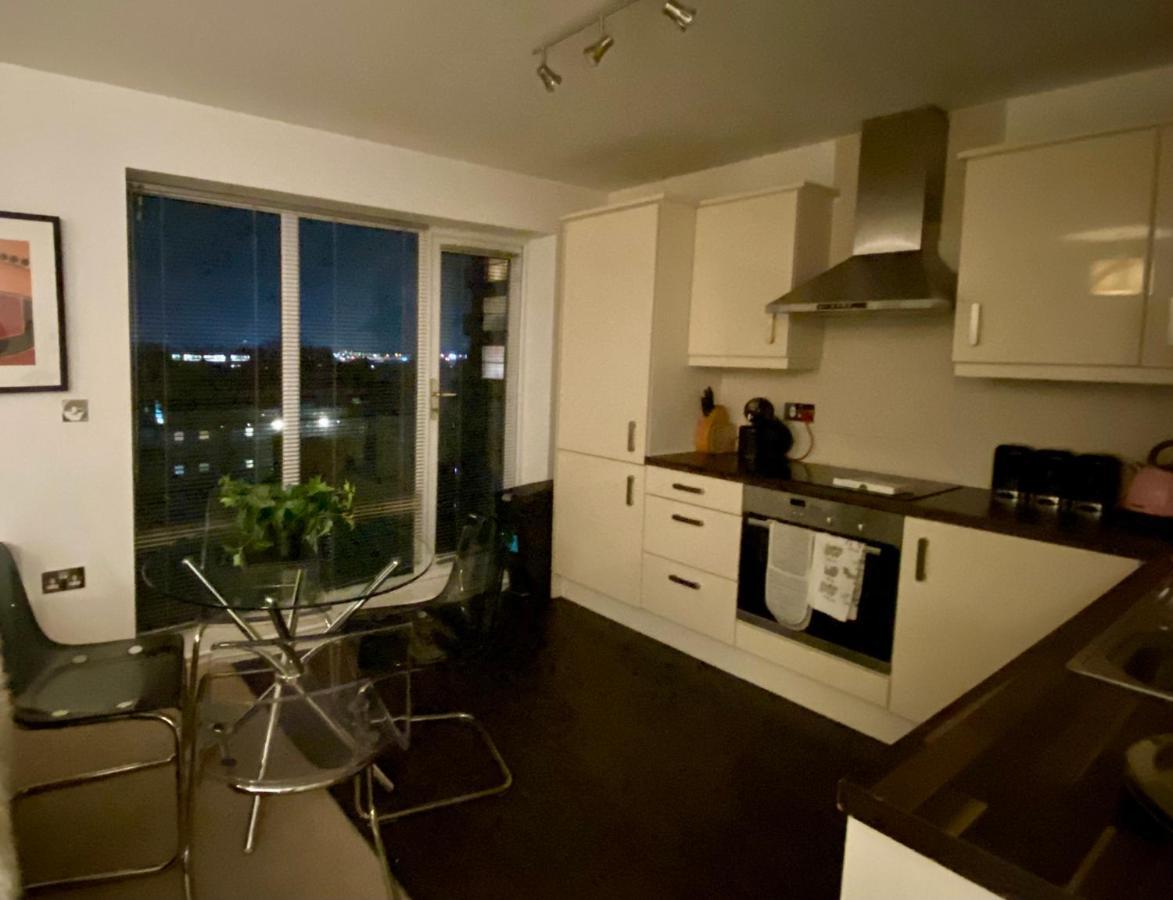 City Centre Chester Waterways Apartment Екстер'єр фото