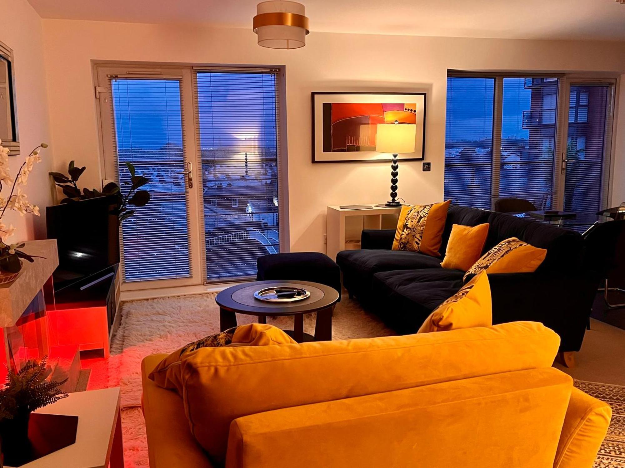 City Centre Chester Waterways Apartment Екстер'єр фото