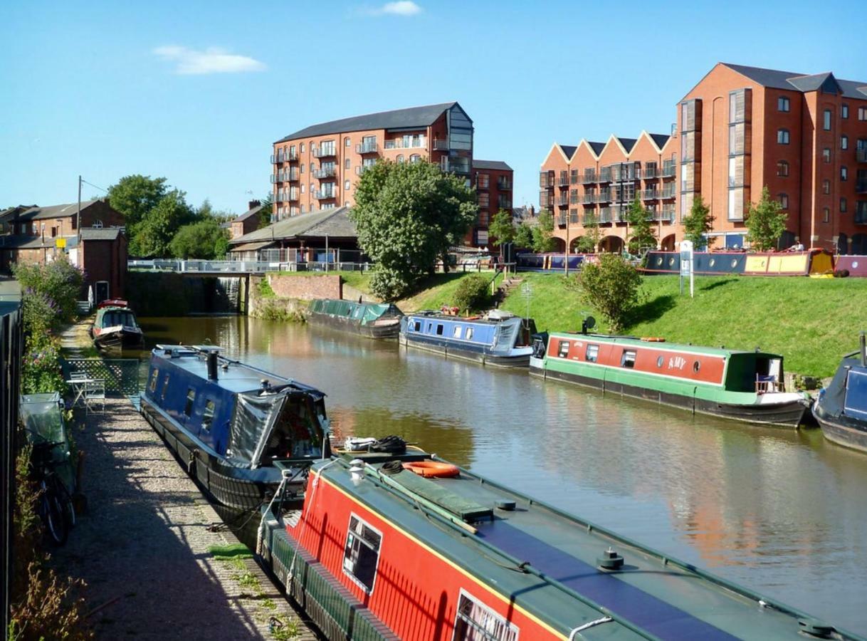 City Centre Chester Waterways Apartment Екстер'єр фото